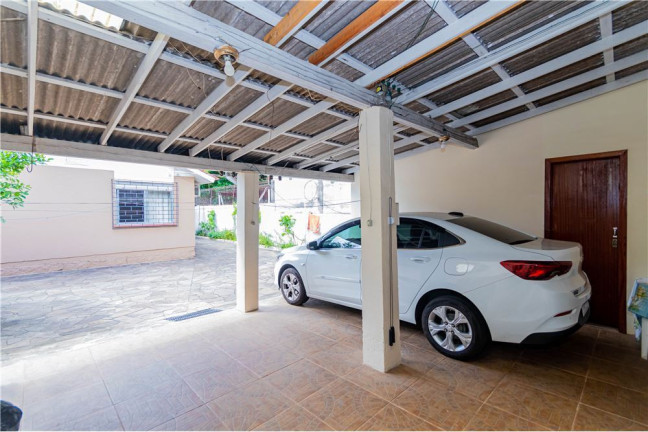 Imagem Casa com 3 Quartos à Venda, 139 m² em Santa Tereza - Porto Alegre Imagem Casa com 3 Quartos à Venda, 139 m² em Santa Tereza - Porto Alegre
