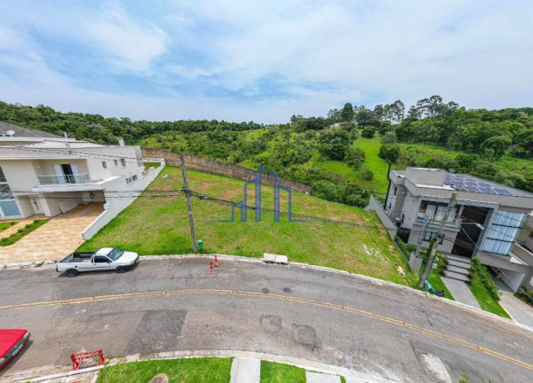 Imagem Terreno em Condomínio à Venda, 821 m² em Alphaville - Santana De Parnaíba Imagem Terreno em Condomínio à Venda, 821 m² em Alphaville - Santana De Parnaíba