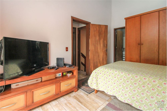 Imagem Casa com 2 Quartos à Venda, em Vila Nova - Porto Alegre Imagem Casa com 2 Quartos à Venda, em Vila Nova - Porto Alegre