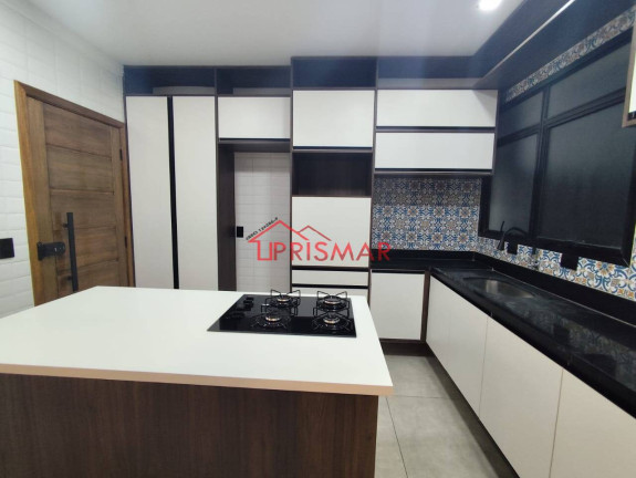 Imagem Cobertura com 3 Quartos à Venda, 191 m² em Pompeia - Santos