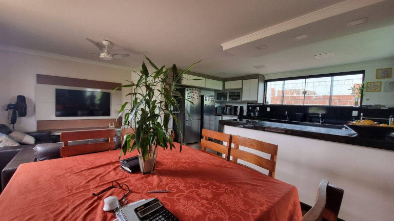 Imagem Casa com 4 Quartos à Venda, 420 m² em Vila Velha Imagem Casa com 4 Quartos à Venda, 420 m² em Vila Velha