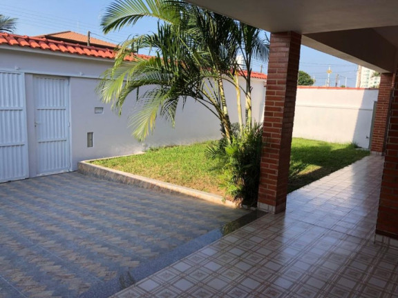 Imagem Casa com 3 Quartos à Venda, em Balneario Florida - Praia Grande Imagem Casa com 3 Quartos à Venda, em Balneario Florida - Praia Grande