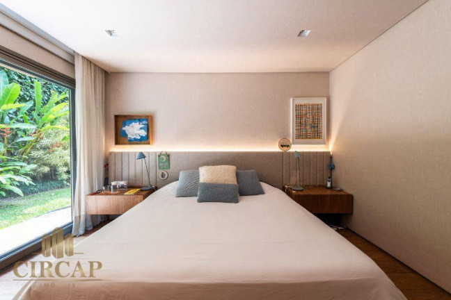 Imagem Casa com 3 Quartos à Venda, 628 m² em Alto De Pinheiros - São Paulo