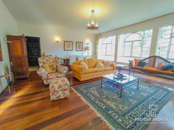 Imagem Casa com 4 Quartos à Venda, 330 m² em Albuquerque - Teresópolis Imagem Casa com 4 Quartos à Venda, 330 m² em Albuquerque - Teresópolis