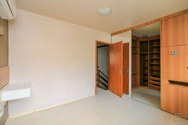 Imagem Casa de Condomínio com 3 Quartos à Venda, 138 m² em Ipanema - Porto Alegre Imagem Casa de Condomínio com 3 Quartos à Venda, 138 m² em Ipanema - Porto Alegre