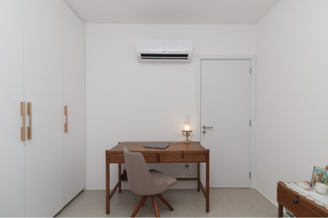 Imagem Imóvel com 2 Quartos à Venda, 58 m² em Higienópolis - Porto Alegre Imagem Imóvel com 2 Quartos à Venda, 58 m² em Higienópolis - Porto Alegre