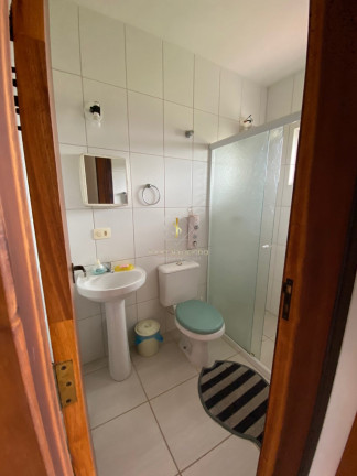 Imagem Sobrado com 3 Quartos para Temporada, em Brejatuba - Guaratuba Imagem Sobrado com 3 Quartos para Temporada, em Brejatuba - Guaratuba