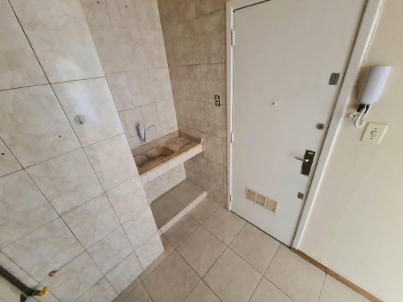 Imagem Apartamento com 1 Quarto à Venda, 37 m² em Catete - Rio De Janeiro Imagem Apartamento com 1 Quarto à Venda, 37 m² em Catete - Rio De Janeiro