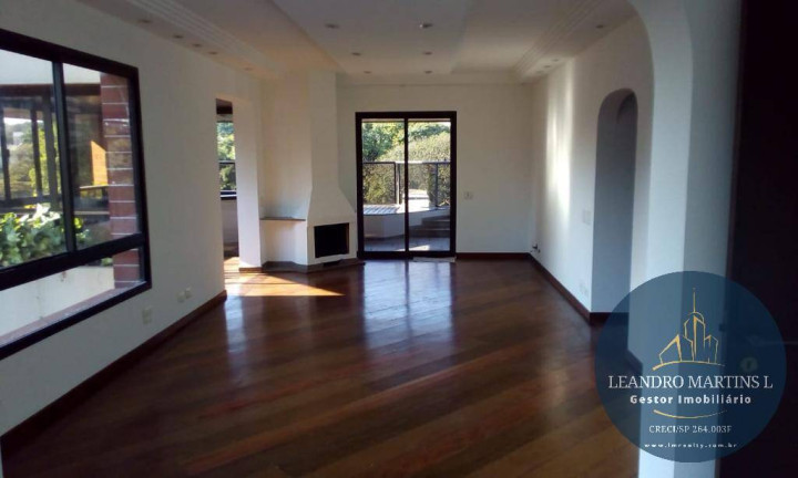Apartamento com 3 Quartos à Venda, 238 m² em Moema - São Paulo