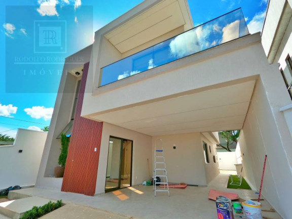 Imagem Casa de Condomínio com 4 Quartos à Venda, 180 m² em Lagoa Redonda - Fortaleza