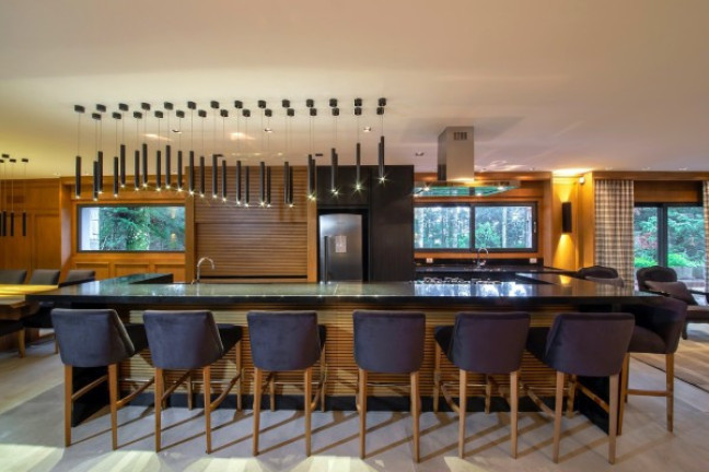 Imagem Apartamento com 3 Quartos à Venda, 319 m² em Planalto - Gramado