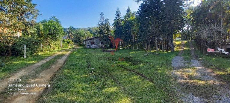 Imagem Imóvel com 3 Quartos à Venda, 5.000 m² em Piçarras - Balneário Piçarras Imagem Imóvel com 3 Quartos à Venda, 5.000 m² em Piçarras - Balneário Piçarras