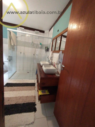 Imagem Casa com 3 Quartos à Venda, 241 m² em Parque Petrópolis - Mairiporã Imagem Casa com 3 Quartos à Venda, 241 m² em Parque Petrópolis - Mairiporã