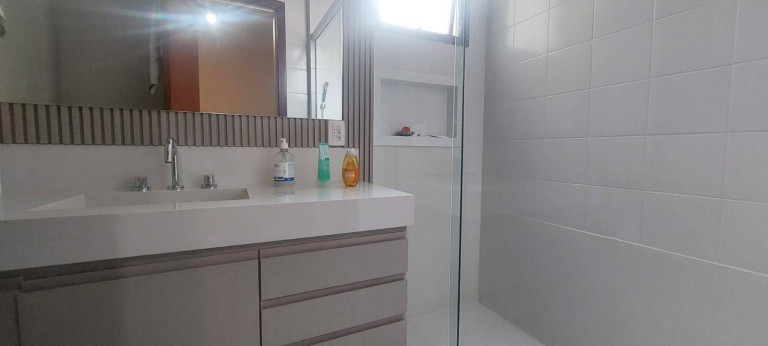 Imagem Apartamento com 2 Quartos à Venda, 77 m² em Centro - Florianópolis Imagem Apartamento com 2 Quartos à Venda, 77 m² em Centro - Florianópolis