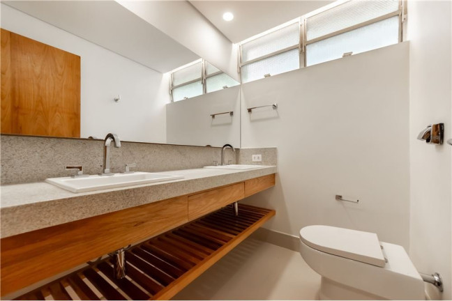 Imagem Apartamento com 3 Quartos à Venda, 198 m² em  Itaim Bibi  -  São Paulo 