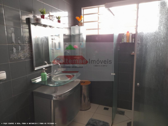 Imagem Casa com 3 Quartos à Venda, 200 m² em Vila Aparecida - Taubaté Imagem Casa com 3 Quartos à Venda, 200 m² em Vila Aparecida - Taubaté