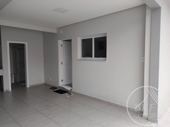 Imagem Casa com 3 Quartos à Venda, 327 m² em Estreito - Florianópolis