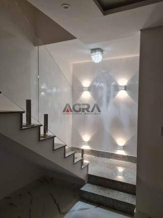 Imagem Casa com 4 Quartos à Venda, 142 m² em Alto Do Boa Vista - Vitória Da Conquista Imagem Casa com 4 Quartos à Venda, 142 m² em Alto Do Boa Vista - Vitória Da Conquista