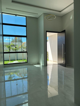 Imagem Casa com 3 Quartos à Venda, 205 m² em Plano Diretor Sul - Palmas Imagem Casa com 3 Quartos à Venda, 205 m² em Plano Diretor Sul - Palmas