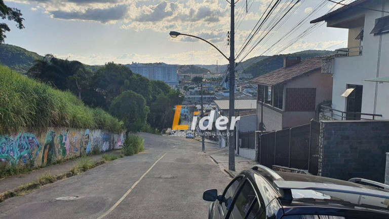 Imagem Apartamento com 2 Quartos à Venda, 65 m² em Santa Terezinha - Juiz De Fora