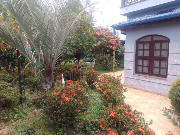 Imagem Casa com 3 Quartos à Venda, 300 m² em Parque Dos Eucaliptos - Pirassununga Imagem Casa com 3 Quartos à Venda, 300 m² em Parque Dos Eucaliptos - Pirassununga