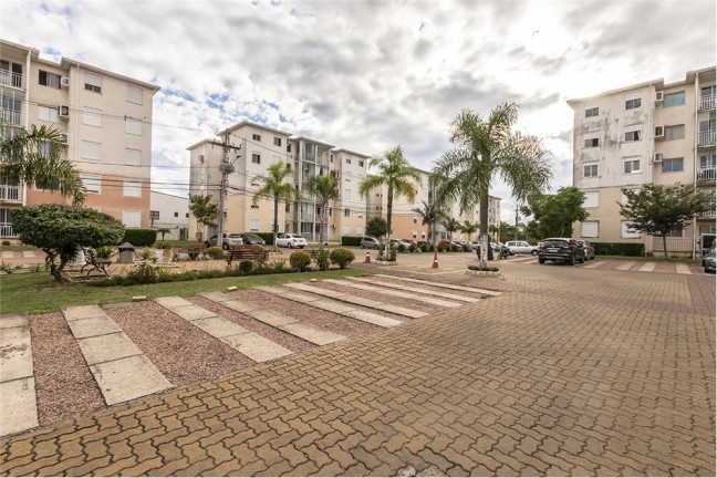 Imagem Imóvel com 3 Quartos à Venda, 65 m² em Humaitá - Porto Alegre Imagem Imóvel com 3 Quartos à Venda, 65 m² em Humaitá - Porto Alegre