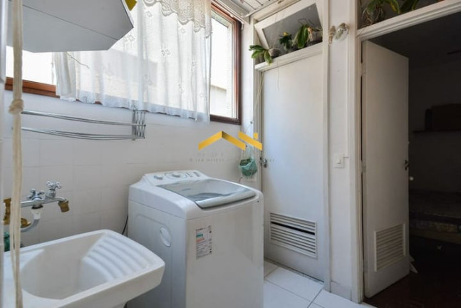 Imagem Apartamento com 3 Quartos à Venda, 193 m² em Santa Cecília - São Paulo