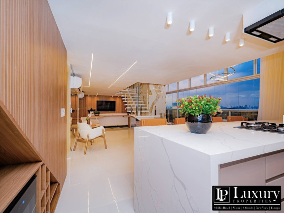 Imagem Apartamento com 2 Quartos à Venda, 172 m² em Itaim Bibi - São Paulo Imagem Apartamento com 2 Quartos à Venda, 172 m² em Itaim Bibi - São Paulo