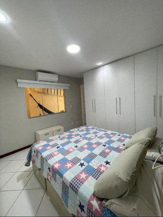 Imagem Casa com 4 Quartos à Venda, 220 m² em Piatã - Salvador
