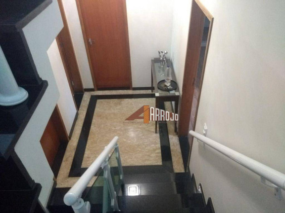 Imagem Sobrado com 3 Quartos à Venda, 168 m² em Vila Ré - São Paulo Imagem Sobrado com 3 Quartos à Venda, 168 m² em Vila Ré - São Paulo