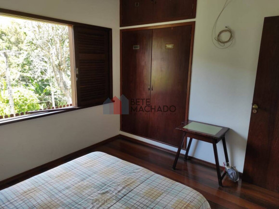Imagem Casa com 3 Quartos à Venda, 210 m² em Albuquerque - Teresópolis