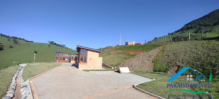 Imagem Casa com 3 Quartos à Venda, 23 m² em Centro - Paraisópolis