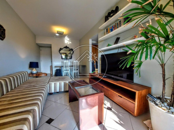 Imagem Apartamento com 2 Quartos à Venda, 65 m² em Barra Da Tijuca - Rio De Janeiro