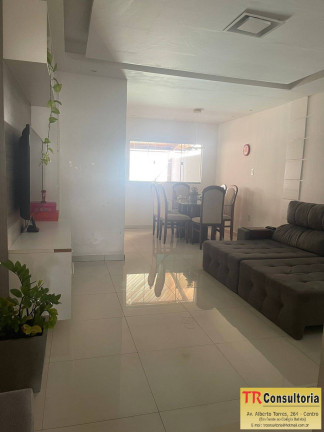 Imagem Casa com 3 Quartos à Venda, 12 m² em Campos Dos Goytacazes