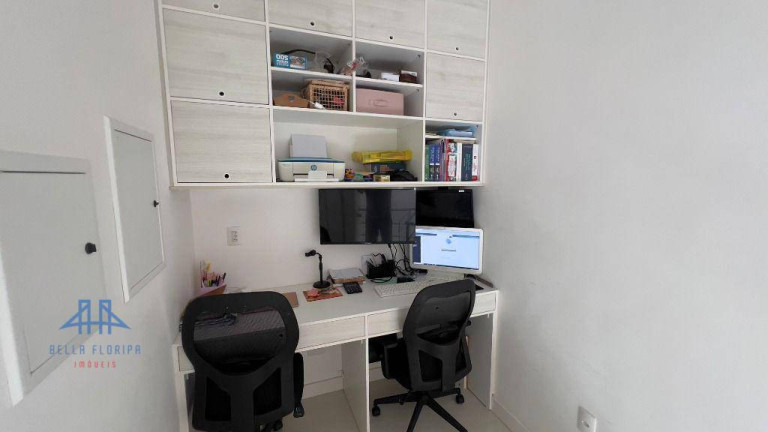 Imagem Cobertura com 3 Quartos à Venda, 109 m² em Capoeiras - Florianópolis