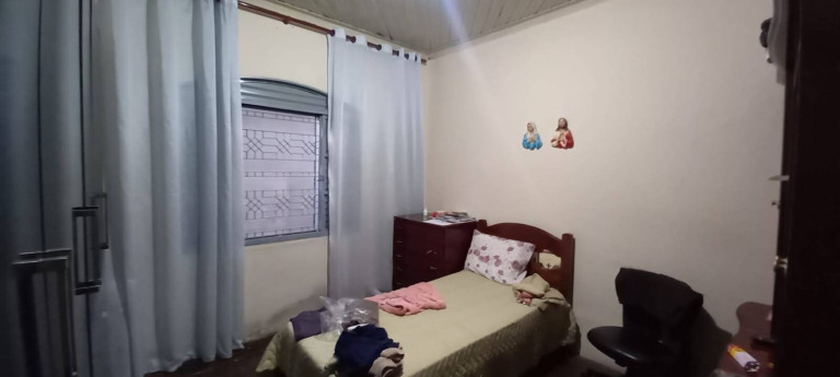 Imagem Casa com 4 Quartos à Venda, 260 m² em Santana - São José Dos Campos Imagem Casa com 4 Quartos à Venda, 260 m² em Santana - São José Dos Campos