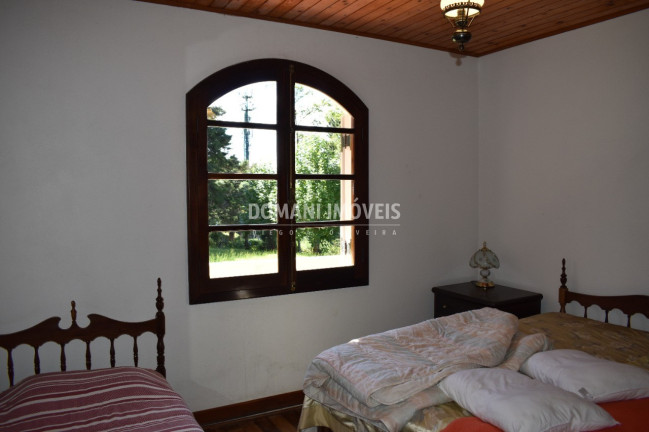 Imagem Casa com 4 Quartos à Venda, 560 m² em Região Do Alto Do Capivari - Campos Do Jordão Imagem Casa com 4 Quartos à Venda, 560 m² em Região Do Alto Do Capivari - Campos Do Jordão