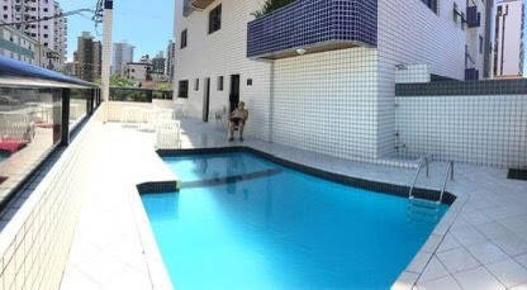 Apartamento com 4 Quartos à Venda,  em Guilhermina - Praia Grande