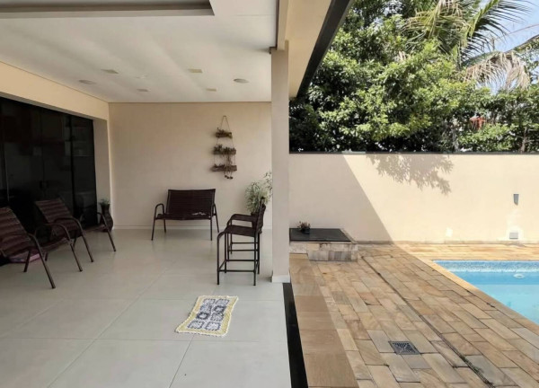 Imagem Casa com 3 Quartos à Venda, 300 m² em Campinas Imagem Casa com 3 Quartos à Venda, 300 m² em Campinas