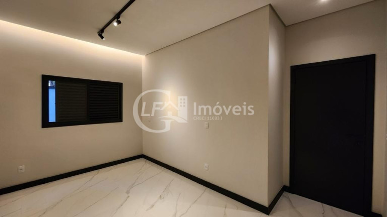 Imagem Casa com 3 Quartos à Venda, 193 m² em Alphaville 4 - Campo Grande Imagem Casa com 3 Quartos à Venda, 193 m² em Alphaville 4 - Campo Grande