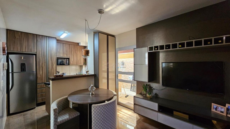 Imagem Apartamento com 2 Quartos à Venda, 43 m² em Tiradentes - Campo Grande