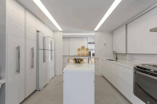 Imagem Casa com 3 Quartos à Venda, 723 m² em Jardim Paulista - São Paulo Imagem Casa com 3 Quartos à Venda, 723 m² em Jardim Paulista - São Paulo