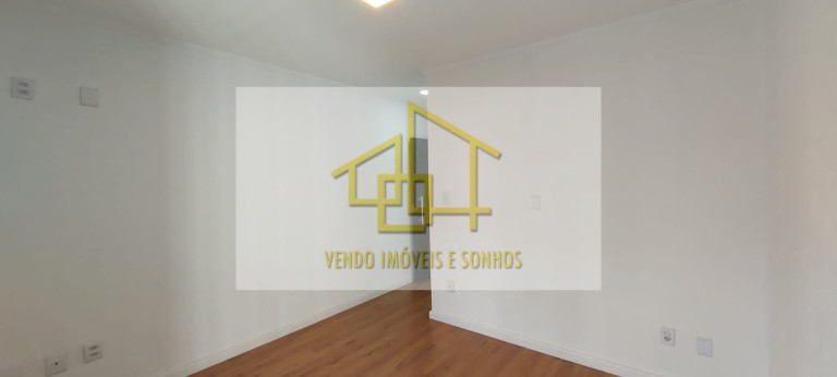 Imagem Casa com 4 Quartos à Venda, 145 m² em Vila Brasilina - São Paulo Imagem Casa com 4 Quartos à Venda, 145 m² em Vila Brasilina - São Paulo