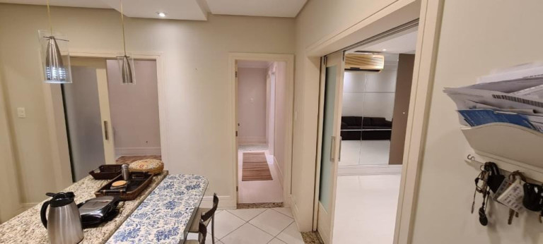 Imagem Apartamento com 3 Quartos à Venda, 142 m² em Centro - Florianópolis
