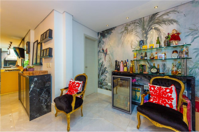Imagem Casa com 4 Quartos à Venda, 169 m²