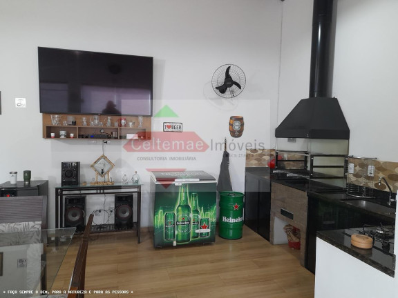 Imagem Casa com 3 Quartos à Venda, 200 m² em Vila Aparecida - Taubaté Imagem Casa com 3 Quartos à Venda, 200 m² em Vila Aparecida - Taubaté