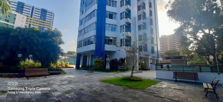 Imagem Apartamento com 4 Quartos à Venda, 256 m² em Espinheiro - Recife Imagem Apartamento com 4 Quartos à Venda, 256 m² em Espinheiro - Recife