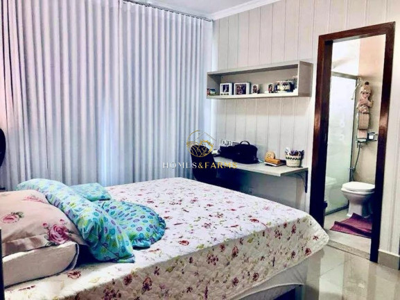 Imagem Casa com 4 Quartos à Venda, 320 m² em Residencial Granville - Goiânia