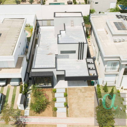 Imagem Casa com 3 Quartos à Venda, 247 m² em Tamboré - Santana De Parnaíba Imagem Casa com 3 Quartos à Venda, 247 m² em Tamboré - Santana De Parnaíba