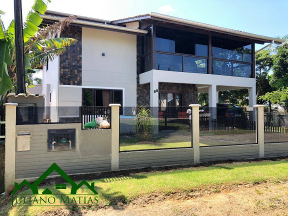 Imagem Sobrado com 4 Quartos à Venda, 240 m² em Costeira - Balneário Barra Do Sul Imagem Sobrado com 4 Quartos à Venda, 240 m² em Costeira - Balneário Barra Do Sul